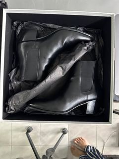 (Category: ) located in . Submitted by brownsuedearchive (Listing ID 1380698803, Image 1). Description: .