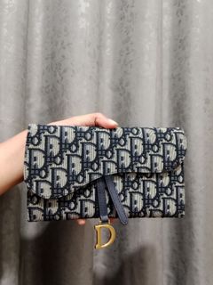 (Kategori: ) berada di . Dikirim oleh obralanthrift (ID iklan 1380863666, Gambar 1). Deskripsi: .