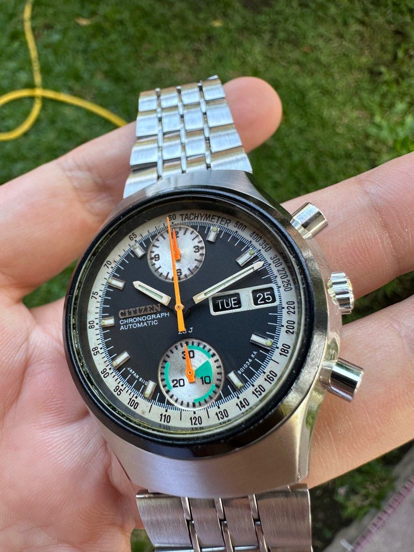 Citizen (Kategori: Jam & Perhiasan Antik) berada di Medan. Dikirim oleh iqbalsecondhand (ID iklan 1380745476, Gambar 2). Deskripsi: Vintage Citizen Ref 67-9038, Automatic Chronograph, Flyback chrono, Diameter +/- 37 mm, Sudah poles, Fungsi-fungsi normal, Akurasi bagus, Power reserve lumayan, supaya bisa tahan 3 hari perlu di bantu winding manual di crown.. Bracelet maks utk lingkar lengan 18 cm (sudah diukur dgn meteran kain).. Batangan watch onl