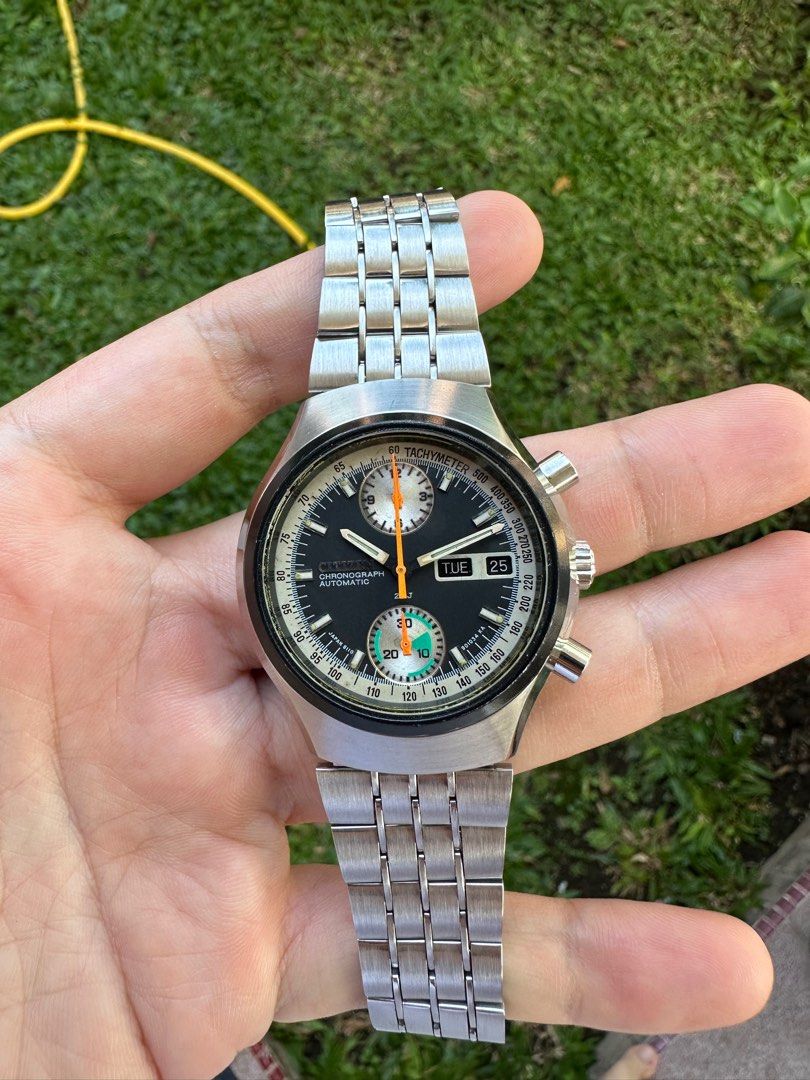 Citizen (Kategori: Jam & Perhiasan Antik) berada di Medan. Dikirim oleh iqbalsecondhand (ID iklan 1380745476, Gambar 1). Deskripsi: Vintage Citizen Ref 67-9038, Automatic Chronograph, Flyback chrono, Diameter +/- 37 mm, Sudah poles, Fungsi-fungsi normal, Akurasi bagus, Power reserve lumayan, supaya bisa tahan 3 hari perlu di bantu winding manual di crown.. Bracelet maks utk lingkar lengan 18 cm (sudah diukur dgn meteran kain).. Batangan watch onl