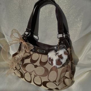 (Kategori: ) berada di . Dikirim oleh thrift.bylove (ID iklan 1380823726, Gambar 1). Deskripsi: .