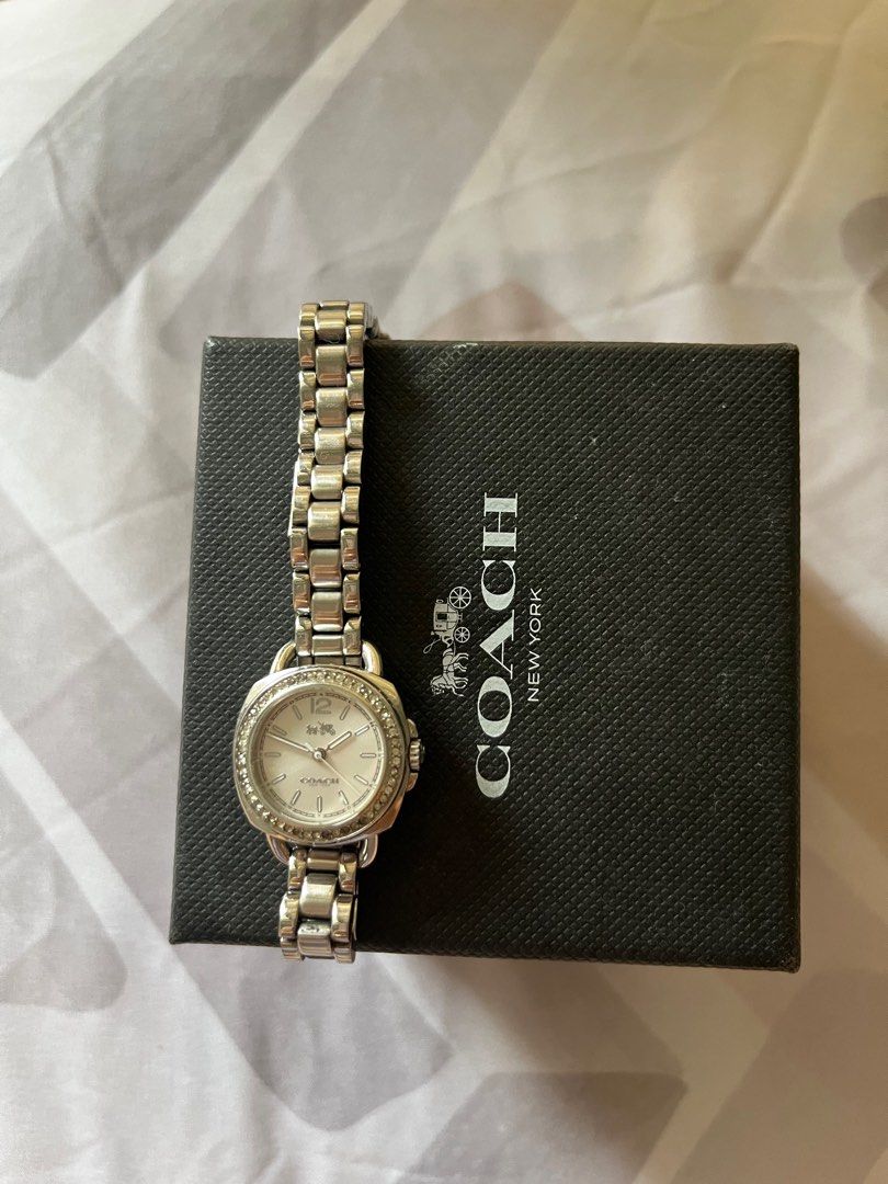 Coach Dress Watch (LP POSTED!) (Category: Women's Watches) located in Manila. Submitted by shopdct (Listing ID 1380795333, Image 3). Description: Quartz Complete Inclusions Yes - authentic. This is Coach. Not a Rolex. I dont overprice secondhand items :) NEEDS BATTERY CHANGE.