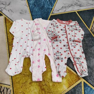 (Category: ) located in . Submitted by nurzas_preloved (Listing ID 1380708918, Image 1). Description: .