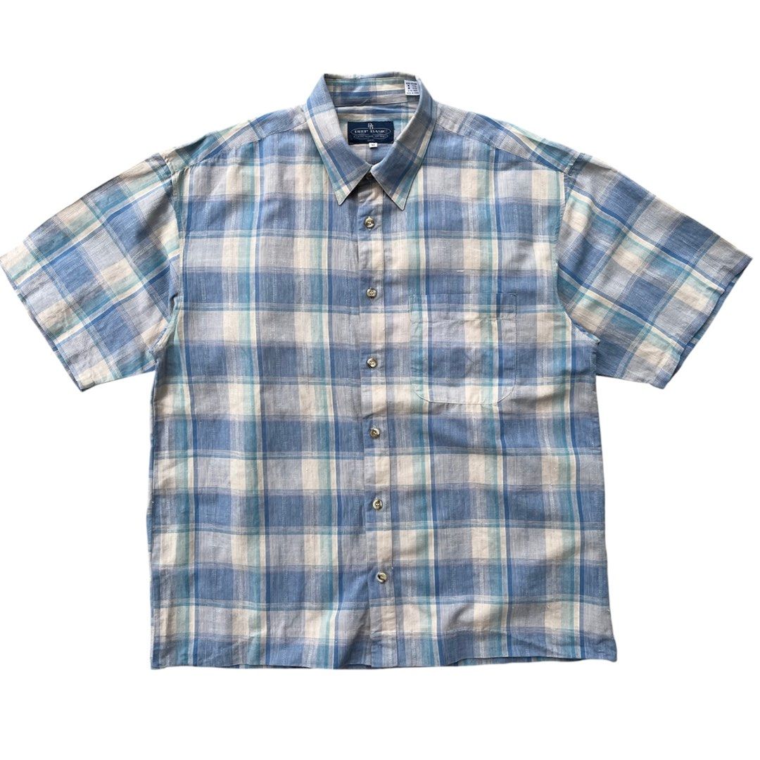 Deep basic shirt (Category: Formal Shirts) located in Kuala Kangsar. Submitted by faaqaf_supply (Listing ID 1380876766, Image 1). Description: Condition : 8/10 Pit : 21.5" Lenght : 27".
