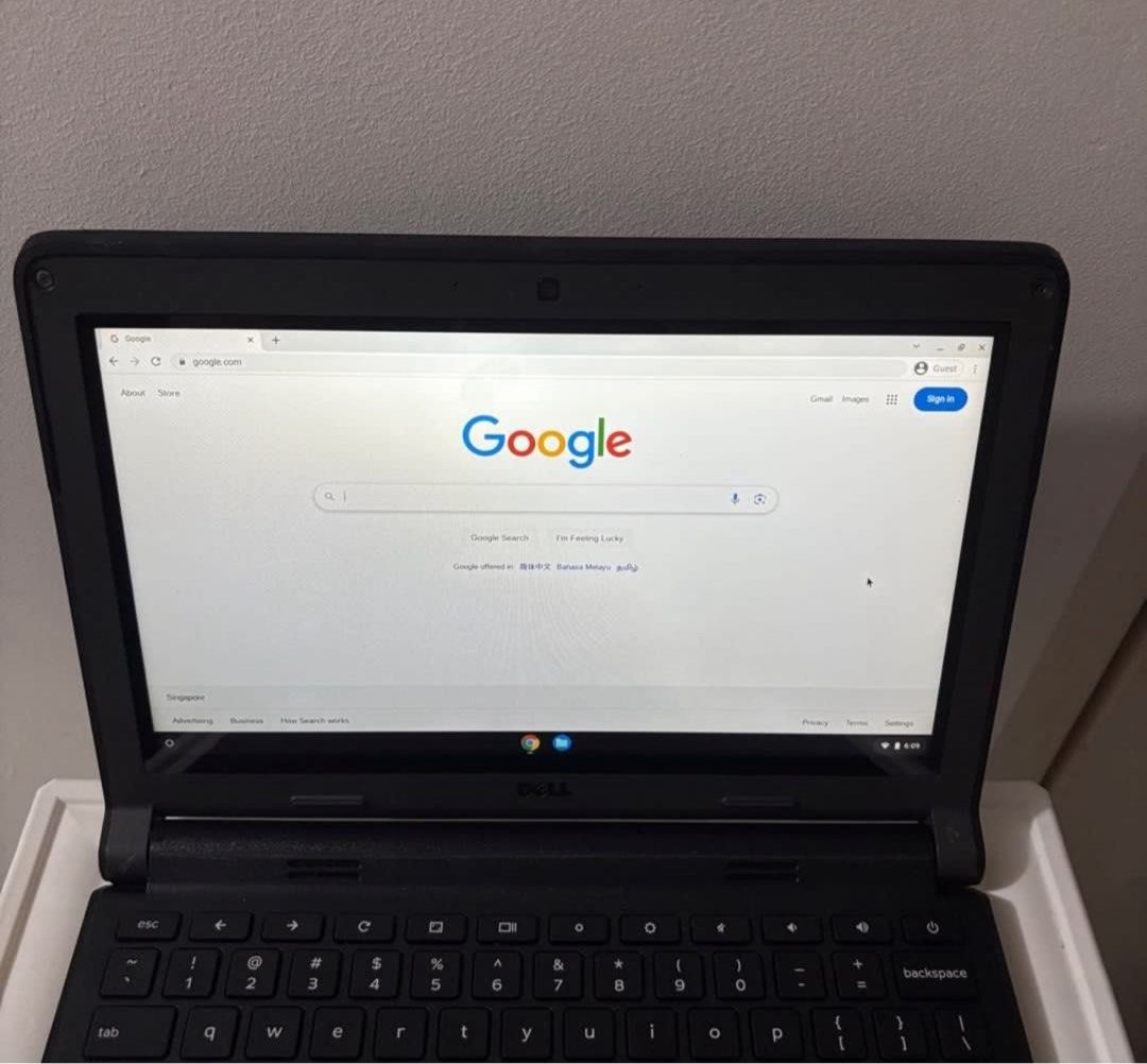 Dell Touchscreen Chromebook 11.6”63222778175874111