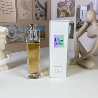 由 fragrance-choices (刊登 ID 1380774606，圖片 1) 提交，位於 的 (類別：)，說明：。