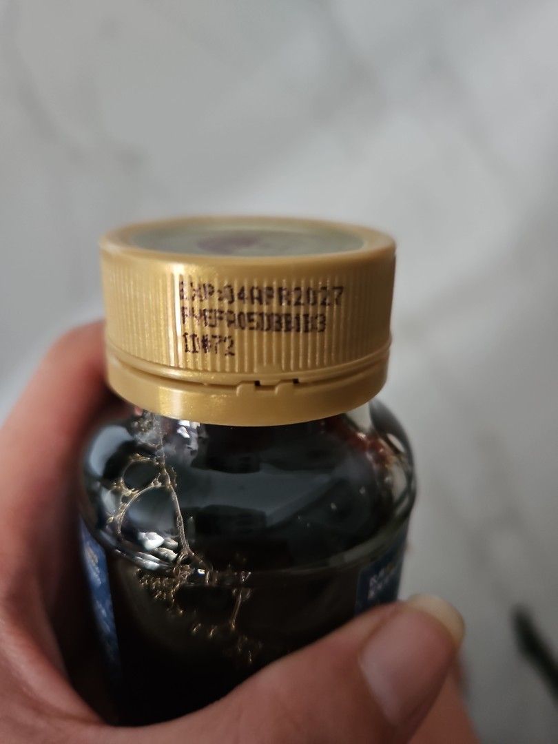 Eu Yan Sang Essence of Fish (Category: Health Food, Drinks & Tonics) located in Singapore. Submitted by samanthaosyyy (Listing ID 1380714041, Image 2). Description: - Eu Yan Sang High Strength Essence of Fish - Traditional flavor - 3 bottles, individual box - Expiry 4 Apr 2027.