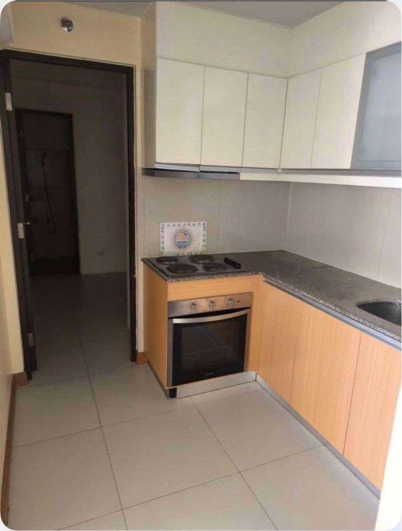 FIRE SALE-2BR in Uptown Ritz,BGC (Category: Apartments & Condos) located in Manila. Submitted by yourpropertyph2021 (Listing ID 1380842896, Image 2). Description: FOR SALE ✅Uptown Ritz,BGC ✔️Type:2BR ✔️Area:80sqm ✔️32nd floor ✔️Semi-furnished ✔️With 1 Parking 📌Selling:23,500,000 Gross 👉Clean title .