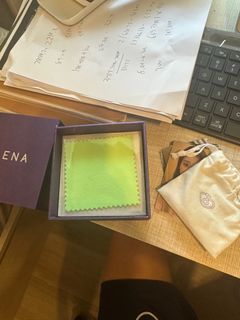 （分類：）位於 。 由 chrishunter12 提交（商品編號 1380757543，圖片 1）。簡介： 。