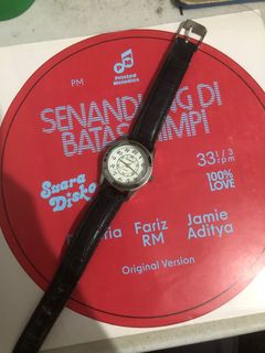 (Kategori: ) berada di . Dikirim oleh lorelei.vtg (ID iklan 1380817101, Gambar 1). Deskripsi: .