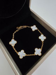 (Category: ) located in . Submitted by katong.mrt (Listing ID 1380721375, Image 1). Description: .
