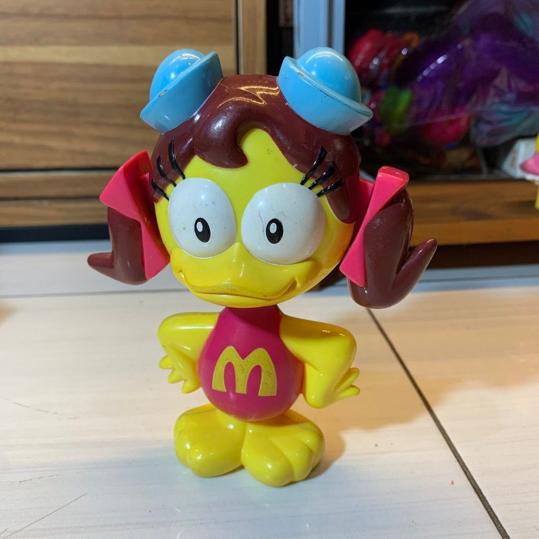 Jual Figure Ronald McDonald’s Grimace Birdie The Early Bird Happy Meal Set/Satuan Figure Vintage (Kategori: Mainan & Baby Walker) berada di Bandung. Dikirim oleh anonymous.syn69 (ID iklan 1380858470, Gambar 2). Deskripsi: Jual Figure Ronald McDonald’s Grimace Birdie The Early Bird Happy Meal Set/Satuan Figure Vintage Rata-Rata Keluaran Tahun 2000 Relatif Mulus Tapi Jangan Harap 100% Karena Figure Lama Harga Berbeda Mulai dari 15k- 300K.