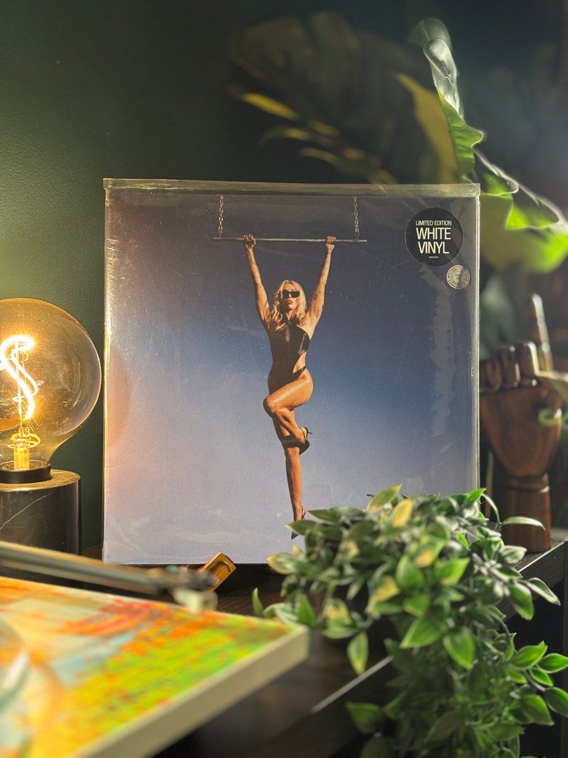Miley Cyrus - Endless Summer Vacation (White Vinyl) (Category: Vinyls) located in Manila. Submitted by marktojon25 (Listing ID 1380769126, Image 1). Description: Brand new DM for inquiries.