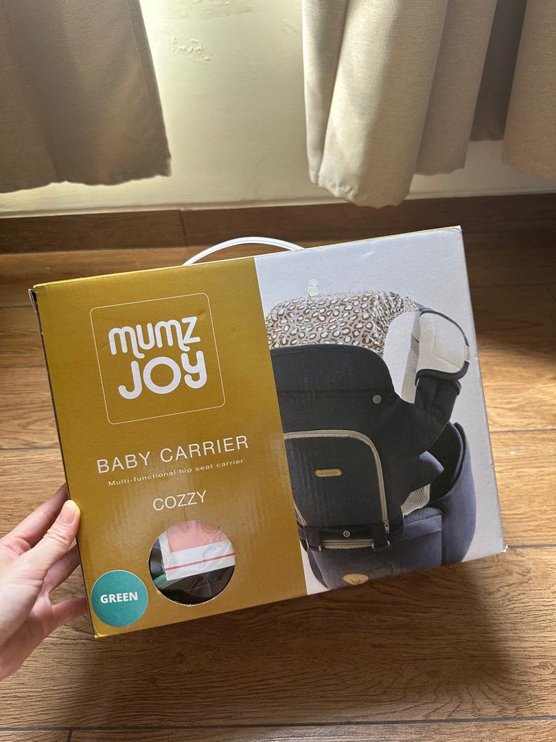 Mumzjoy Hipseat | Baby Carrier Tipe Cozzy - Tosca (Kategori: Kereta, Kursi Goyang & Gendongan Bayi) berada di Tangerang. Dikirim oleh prelovedbystey (ID iklan 1380812831, Gambar 3). Deskripsi: 100% baru, belum pernah dipakai & masih ada tag lengkap .