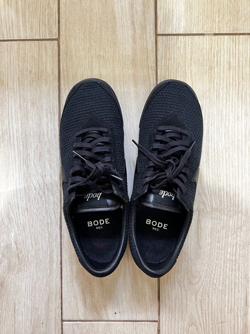 Nike Bode Astro Grabber (Category: Sneakers) located in Quezon City. Submitted by _mariapatricia (Listing ID 1380788464, Image 1). Description: Bought in Australia US 7 | UK 6 | EUR 40 | 25 cm No box. Pair only.