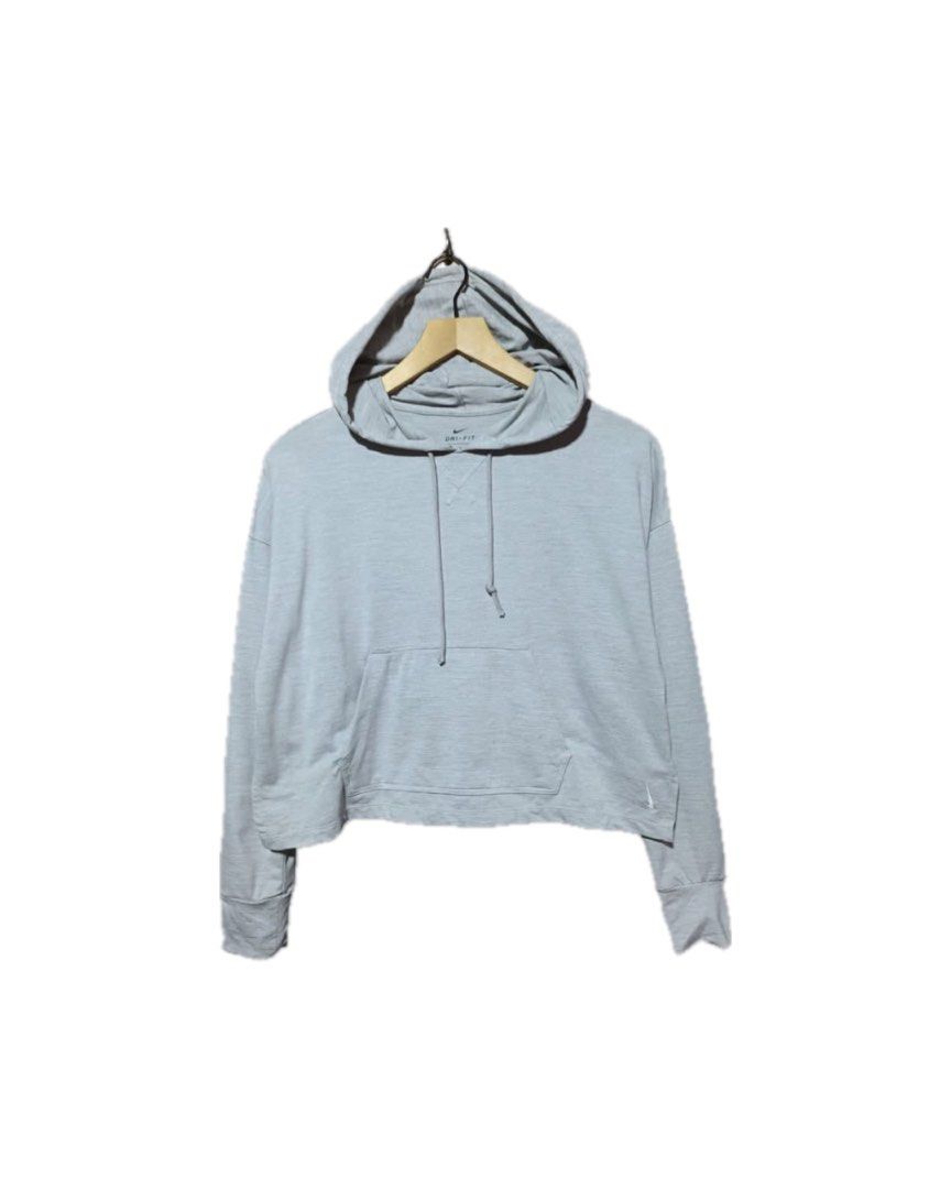 Nike Dri-Fit Hoodie (Category: Coats, Jackets and Outerwear) located in Manila. Submitted by nugzy (Listing ID 1380742156, Image 1). Description: Medium Size Crop Top W: 22 L:21 .