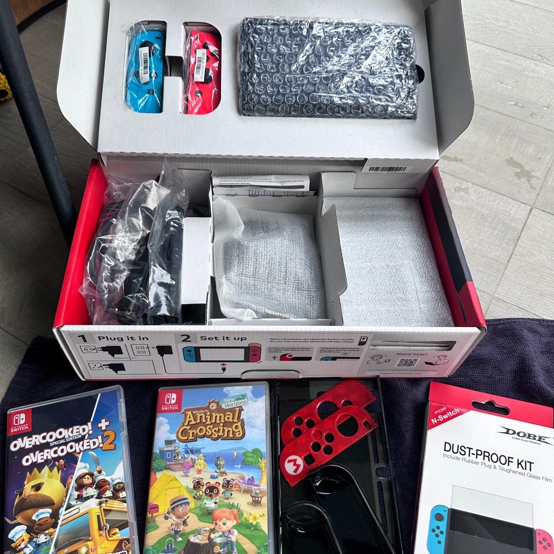 Nintendo Switch Console with Games63108087377025111