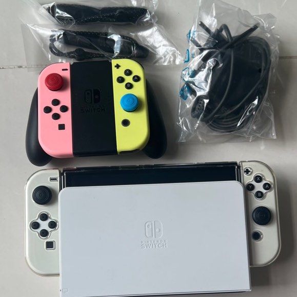Nintendo Switch OLED Model - White63108087414530111