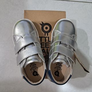 由 tinamelody85356 (刊登 ID 1380799317，圖片 1) 提交，位於 的 (類別：)，說明：。