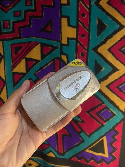 OLYMPUS CAMEDIA X-350 (Category: Cameras) located in Laoag. Submitted by solacenh (Listing ID 1380129190, Image 2). Description: Olympus Camedia X-350 3.2MP CCD sensor, 3x optical zoom vintage vibe output - 7/10 physical condi (has scratches) - uses 2 AA batteries - free strap — free (4) 2AA batteries ADD ₱1500 for 2gb memory card ₱500 for card reader CAN NEGOTIATE. JUST DM YOUR PRICE.