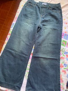 (Category: ) located in . Submitted by fathinShal (Listing ID 1380775711, Image 1). Description: .