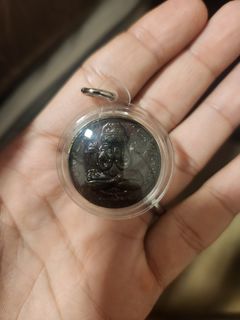 (Category: ) located in . Submitted by aurayue (Listing ID 1380884749, Image 1). Description: .