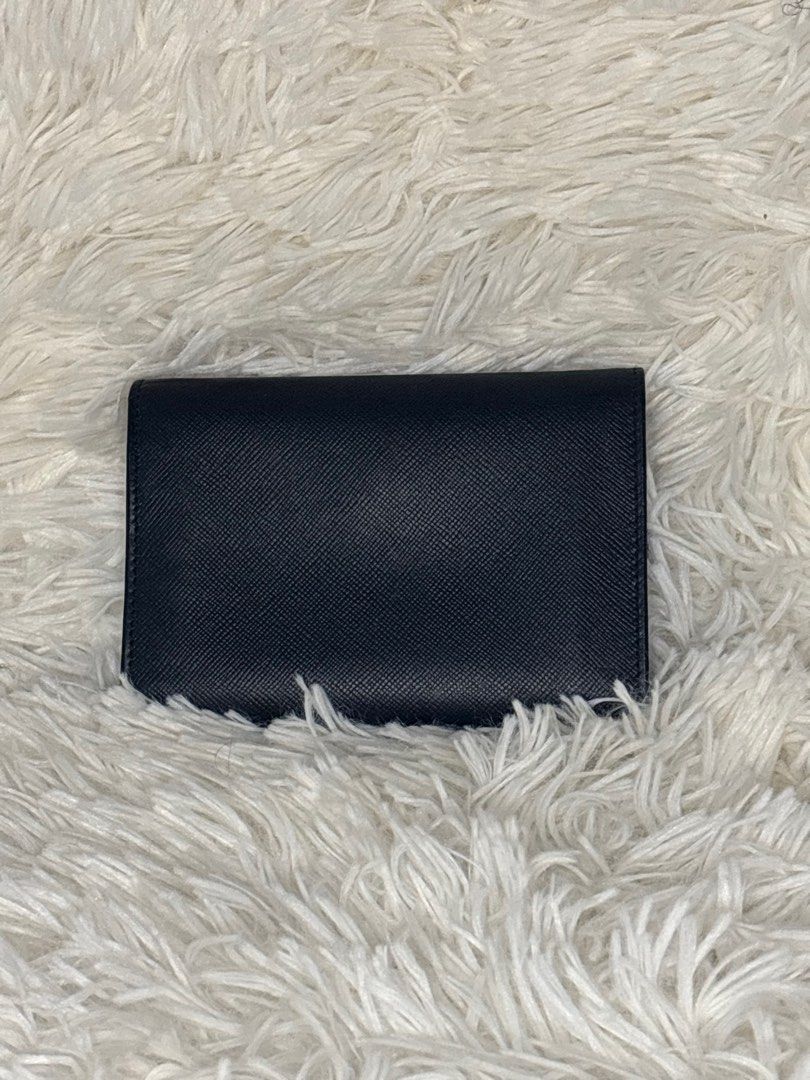 Prada Tessuto Nylon Saffiano Tri-Fold Wallet (Category: Luxury Bags & Wallets) located in Bacoor. Submitted by baggedbyjuls (Listing ID 1380892467, Image 2). Description: 100% Original Pm me for more deets NO TO BOGUS BUYER‼️ COD NOT AVAILABLE‼️ MOP: G-Cash Bpi via Online Bank Transfer.