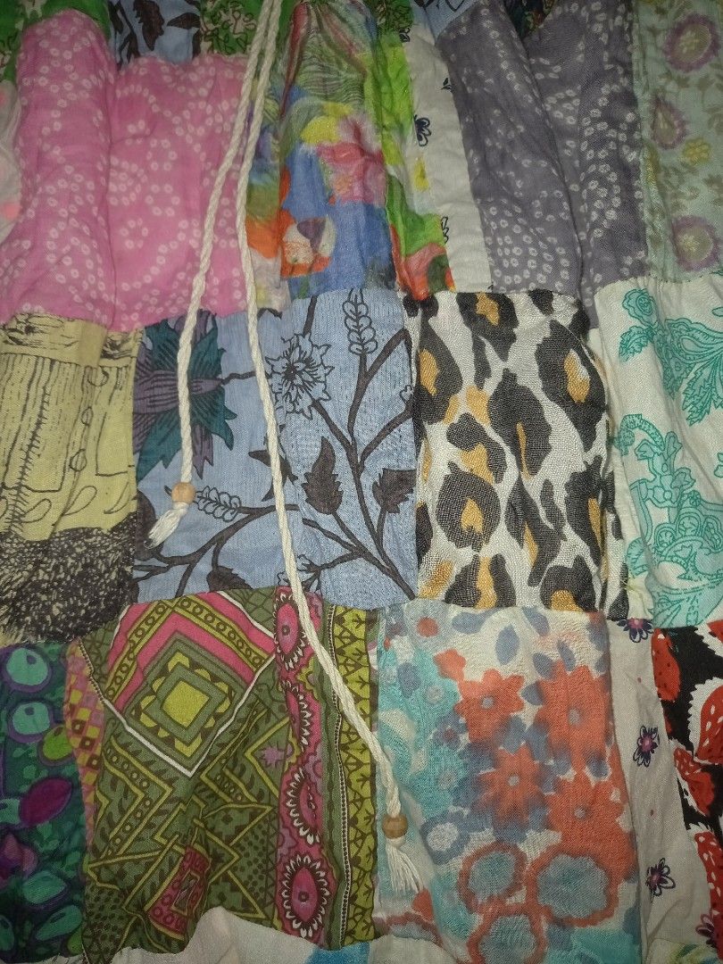 Boho Beach Skirt (Category: Skirts) located in Quezon City. Submitted by eyebeee (Listing ID 1380838029, Image 3). Description: garterize super pretty and unique.