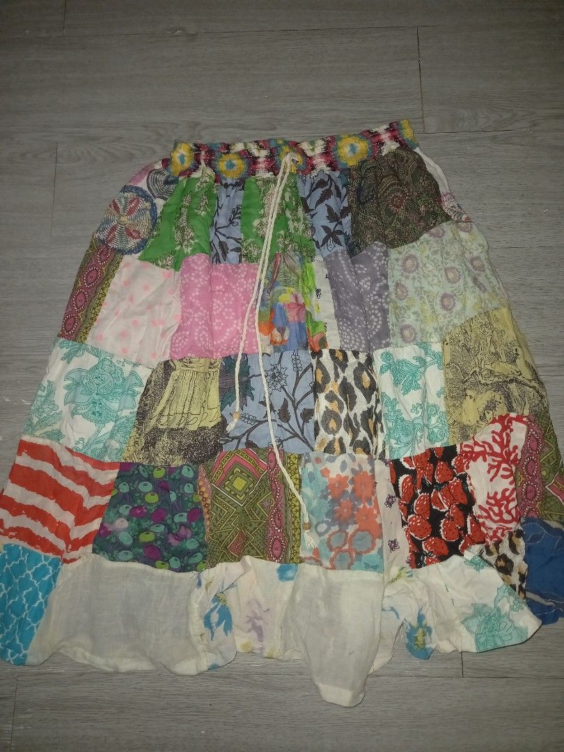 Boho Beach Skirt (Category: Skirts) located in Quezon City. Submitted by eyebeee (Listing ID 1380838029, Image 1). Description: garterize super pretty and unique.