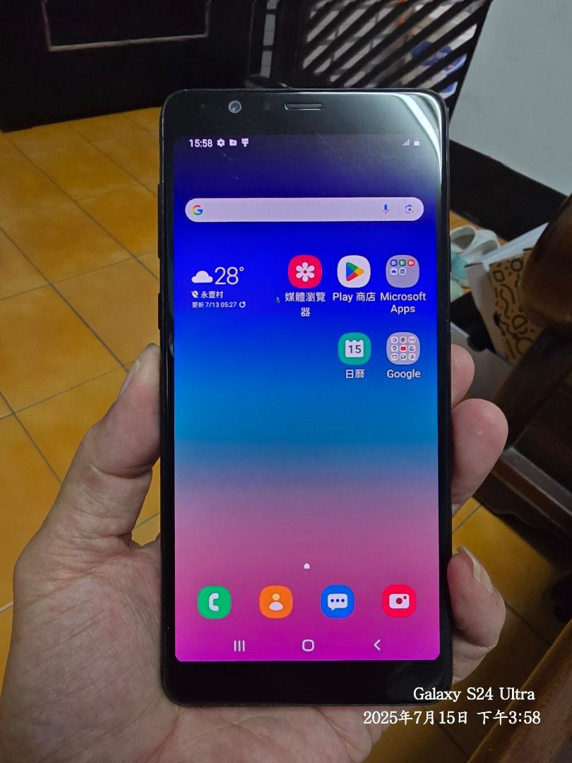 由 usephone (刊登 ID 1380779938，圖片 1) 提交，位於 高雄市 (Kaohsiung) 的 Samsung A8 star 64GB (類別：Samsung 三星)，說明：。