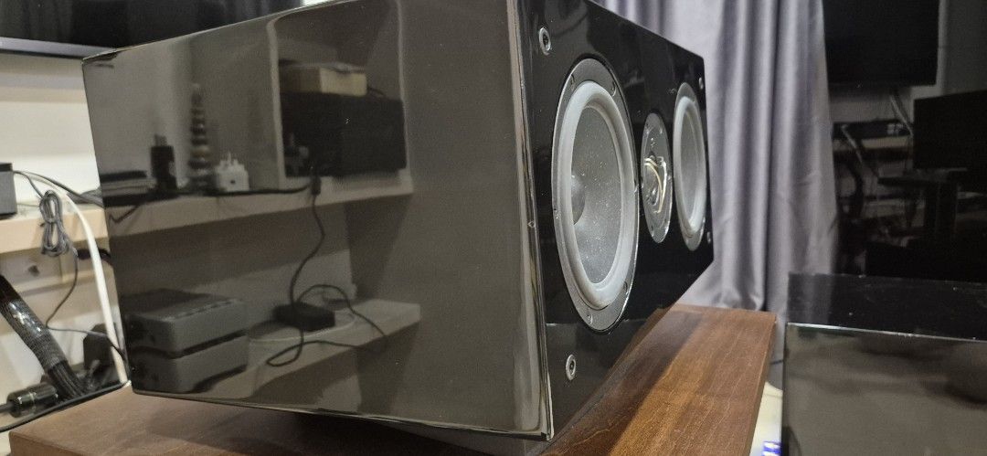 SB Acoustics Center speaker (Category: Soundbars, Speakers & Amplifiers) located in Singapore. Submitted by djqmk (Listing ID 1380878250, Image 2). Description: thank you for everyone's unrealistic offers. price is slightly negotiable. looks like the gloss block finish didn't entice all. lol. I love the high expectations of our HT players now. SB Acoustics Center speaker Special Ordered high gloss black finish MW16P-8 Satori 6.5" Midwoofer TW29TX