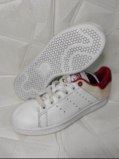 (Kategori: ) berada di . Dikirim oleh rizquna_secondhand (ID iklan 1380896503, Gambar 1). Deskripsi: .