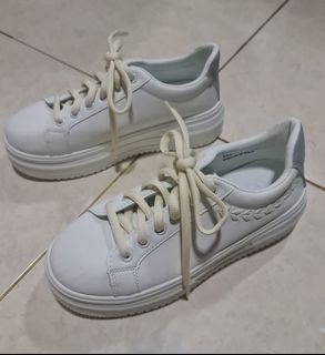 (Kategori: ) berada di . Dikirim oleh linelee (ID iklan 1380854833, Gambar 1). Deskripsi: .