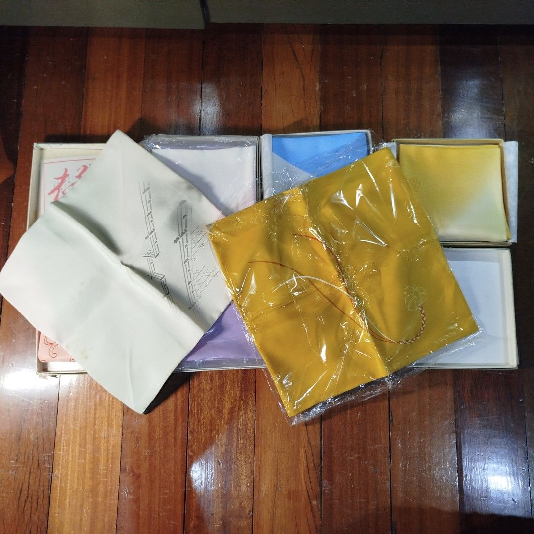 Silk double lined table napkin or repurpose fabric 26x26cm, 8 designs (Category: Table Linen & Textiles) located in Valenzuela. Submitted by cletini (Listing ID 1380770628, Image 1). Description: Take all Not sure if all are new or unused but some have stains due to storage. 1 napkin has Jap name markings on it that’s why not included in price of bundle. Fukusa (Silk Cloth) Tea ceremony table napkin Repurposing Japanese ceremonial tea napkins (of
