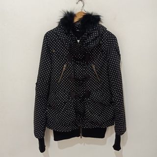 (Kategori: ) berada di . Dikirim oleh sickboy.thriftshop (ID iklan 1380745100, Gambar 1). Deskripsi: .