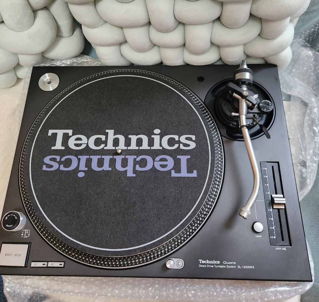 Technics SL-1200MK5 Turntable (Category: Soundbars, Speakers & Amplifiers) located in Manila. Submitted by racz03 (Listing ID 1380712064, Image 3). Description: New Arrival... Technics SL-1200MK5 Turntable in Excellent Working Condition.. Appearance Near Mint Condition.. With Slip Mat Rubber mat Sheet plastic mat 45 rpm adapter and Dust Cover.