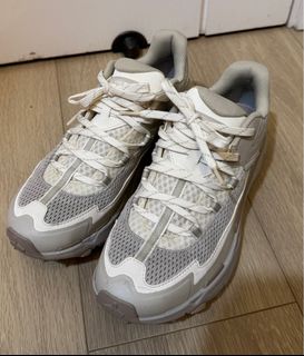 （分類：）位於 。 由 keiv_yu 提交（商品編號 1380730286，圖片 1）。簡介： 。