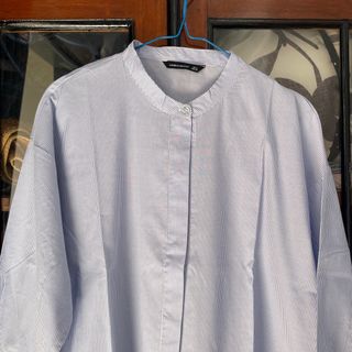 (Kategori: ) berada di . Dikirim oleh her______closet (ID iklan 1380717724, Gambar 1). Deskripsi: .