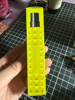 由 adorablyy (刊登 ID 1380873286，圖片 1) 提交，位於 的 (類別：)，說明：。