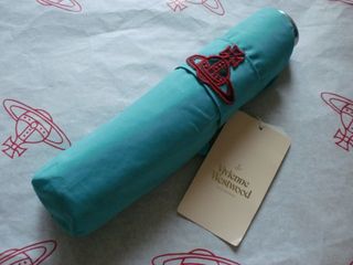 （分類：）位於 。 由 katiema821 提交（商品編號 1380721236，圖片 1）。簡介： 。