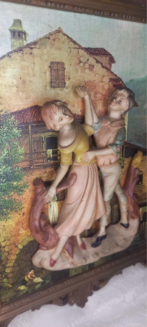 VTG 3D RUSTIC PEOPLE WALL PLAQUE (Made in Italy) (Category: Wall Decor) located in Valencia. Submitted by queendaye (Listing ID 1380793609, Image 2). Description: Japan Suplus Source Vintage price + sf.