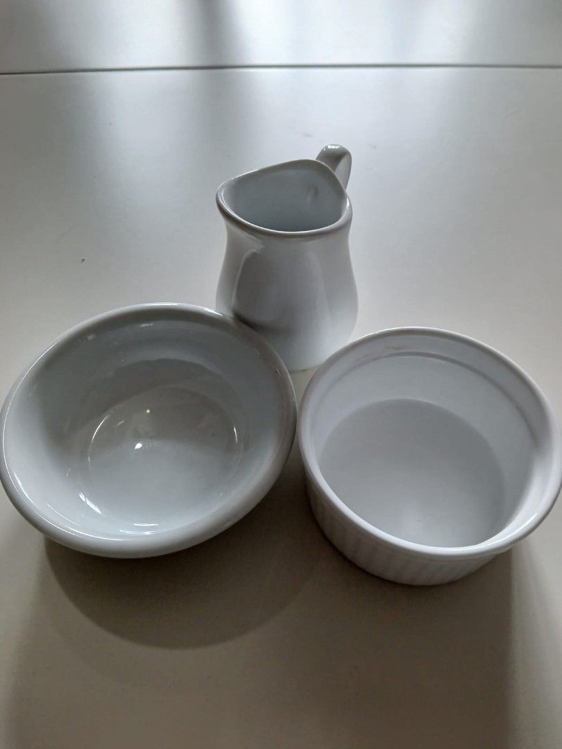 White Ramekins65074067378307110