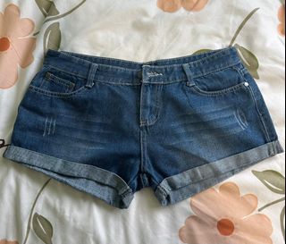 (Category: ) located in . Submitted by cherriesweets (Listing ID 1380788313, Image 1). Description: .