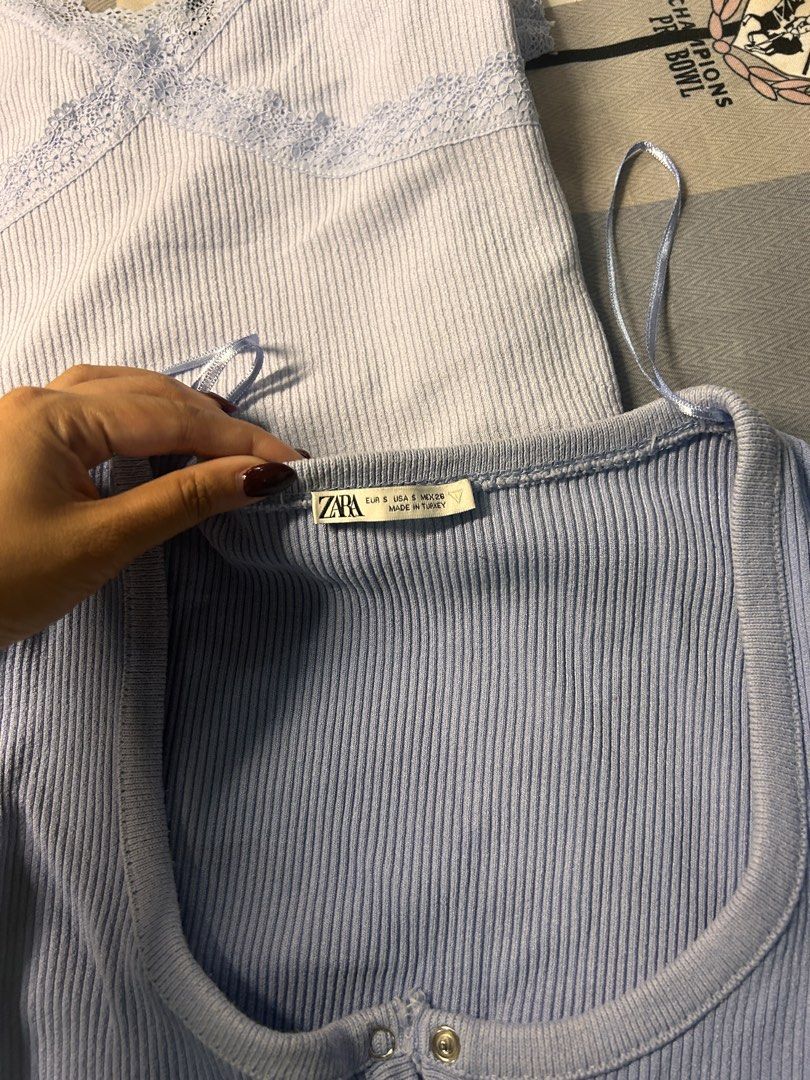Zara ribbed crop top (Category: Others Tops) located in Pasig City. Submitted by docxx (Listing ID 1380734471, Image 2). Description: -Size small -Ribbed (thick and stretchy) -Super nice fit .