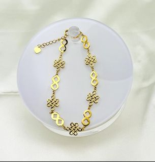 Charms, Bracelets, Bangles & Anklets Collection item 3