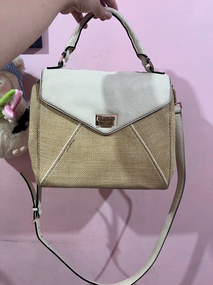 🔴 AUTHENTIC KATE SPADE HAND/SHOULDER BAG (Category: Shoulder Bags) located in Quezon City. Submitted by fst30 (Listing ID 1380911492, Image 3). Description: .