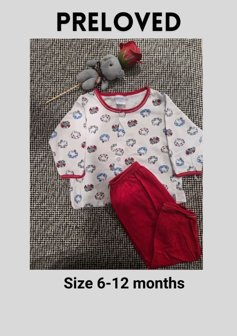✨ Preloved Baby Sleepwear Bundle | 9 Sets for Cozy Nights | Size 0–12 Months (Category: Babies & Kids Fashion) located in Batu Maung. Submitted by amalinaros95705 (Listing ID 1381038675, Image 2). Description: Description: A complete bundle of adorable and comfy baby sleepwear, perfect for newborns up to 12 months. Save more with this full set! 👶 What’s included: ✅ 9 pieces of preloved sleepwear (various cute prints & colors) ✅ Sizes from 0–12 m