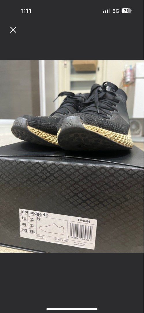 由 arthur920687057 (刊登 ID 1380939587，圖片 1) 提交，位於 台北市 (Taipei) 的 Adidas 4D鞋盒還在 (類別：運動鞋、球鞋)，說明：。