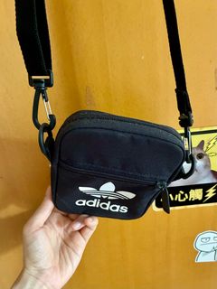 （分類：）位於 。 由 afa131 提交（商品編號 1380923370，圖片 1）。簡介： 。