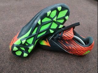 (Category: ) located in . Submitted by UptownSnickersShop (Listing ID 1381058092, Image 1). Description: .